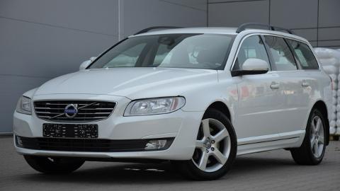 Volvo V70 III  (185KM) - 55 900  PLN, 2016 - Kutno - wyprzedaż | Autoria.pl