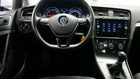 Volkswagen Golf VII  (90KM) - 57 900  PLN, 2017 - Długołęka - wyprzedaż | Autoria.pl
