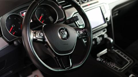 Volkswagen Passat B8  (240KM) - 84 900  PLN, 2015 - Długołęka - wyprzedaż | Autoria.pl
