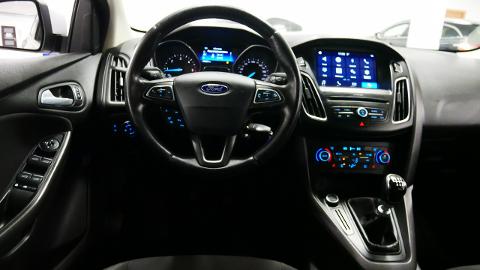 Ford Focus Mk3  (120KM) - 49 900  PLN, 2017 - Długołęka - wyprzedaż | Autoria.pl
