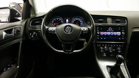 Volkswagen Golf VII  (130KM) - 57 900  PLN, 2019 - Długołęka - wyprzedaż | Autoria.pl