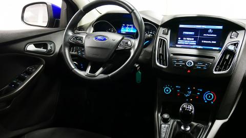 Ford Focus Mk3  (120KM) - 43 900  PLN, 2016 - Długołęka - wyprzedaż | Autoria.pl
