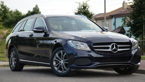 Mercedes-Benz Klasa C W205  (170KM) - 57 900  PLN, 2014 - Kutno - wyprzedaż | Autoria.pl