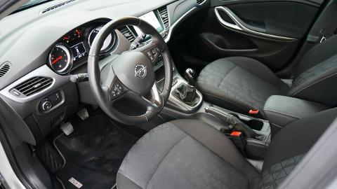 Opel Astra K  (140KM) - 63 900  PLN, 2019 - Długołęka - wyprzedaż | Autoria.pl