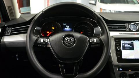 Volkswagen Passat B8  (190KM) - 74 900  PLN, 2017 - Długołęka - wyprzedaż | Autoria.pl