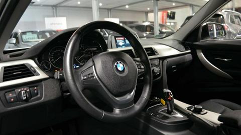 BMW Seria  3 F30/F31  (136KM) - 69 900  PLN, 2017 - Długołęka - wyprzedaż | Autoria.pl