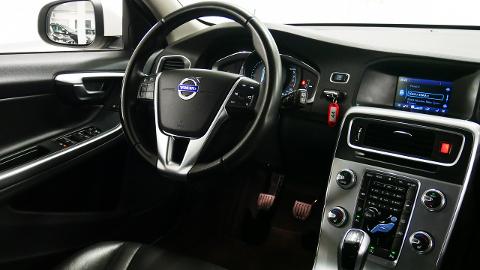 Volvo V60 I  (150KM) - 72 900  PLN, 2017 - Długołęka - wyprzedaż | Autoria.pl