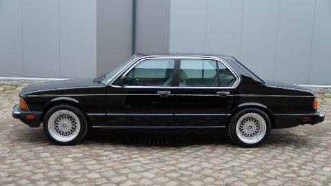 BMW Seria  7 E23  (220KM) - 65 900  PLN, 1986 - Koszalin - wyprzedaż | Autoria.pl
