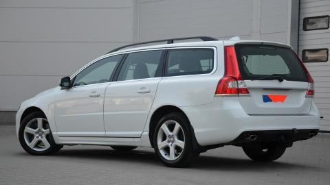 Volvo V70 III  (185KM) - 55 900  PLN, 2016 - Kutno - wyprzedaż | Autoria.pl