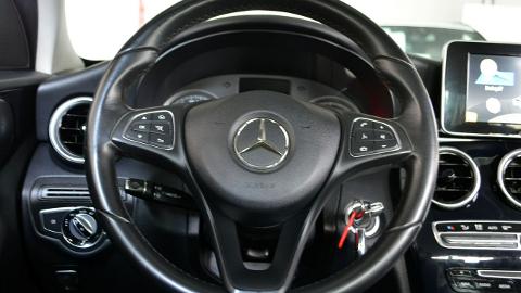 Mercedes-Benz Klasa C W205  (116KM) - 66 900  PLN, 2015 - Długołęka - wyprzedaż | Autoria.pl