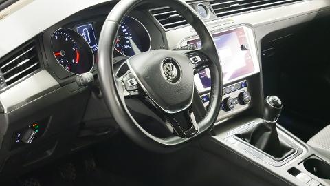 Volkswagen Passat B8  (150KM) - 74 900  PLN, 2017 - Długołęka - wyprzedaż | Autoria.pl