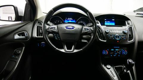 Ford Focus Mk3  (120KM) - 47 900  PLN, 2017 - Długołęka - wyprzedaż | Autoria.pl