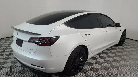 Tesla Model 3 (480KM) -  196 400  PLN, 2021 - Mikołów - wyprzedaż | Autoria.pl