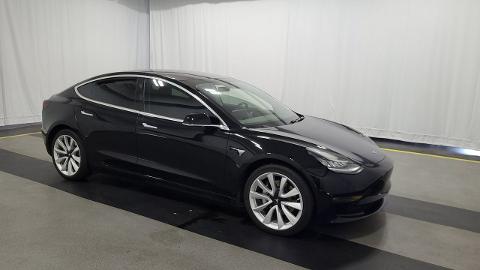 Tesla Model 3 (258KM) -  178 900  PLN, 2021 - Mikołów - wyprzedaż | Autoria.pl