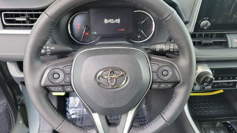 Toyota RAV4 V  (203KM) -  133 800  PLN, 2023 - Mikołów - wyprzedaż | Autoria.pl