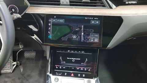 Audi e-tron (402KM) -  279 544  PLN, 2022 - Mikołów - wyprzedaż | Autoria.pl