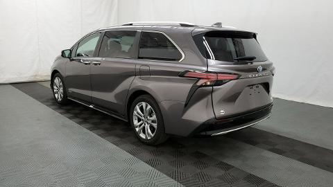 Toyota Sienna III  (190KM) -  138 200  PLN, 2021 - Mikołów - wyprzedaż | Autoria.pl