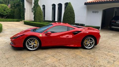 Ferrari inny (720KM) -  985 900  PLN, 2021 - Mikołów - wyprzedaż | Autoria.pl