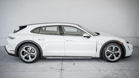 Porsche Taycan (469KM) -  440 568  PLN, 2022 - Katowice - wyprzedaż | Autoria.pl