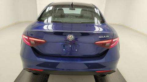 Alfa Romeo Giulia (280KM) -  167 200  PLN, 2023 - Mikołów - wyprzedaż | Autoria.pl