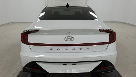 Hyundai Sonata IV  (200KM) - 89 920  PLN, 2020 - Mikołów - wyprzedaż | Autoria.pl