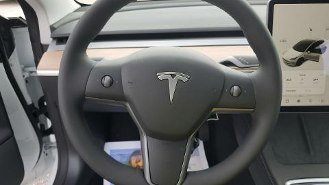 Tesla Model 3 (183KM) -  180 000  PLN, 2021 - Katowice - wyprzedaż | Autoria.pl