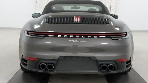 Porsche 911 992  (379KM) -  395 400  PLN, 2021 - Mikołów - wyprzedaż | Autoria.pl