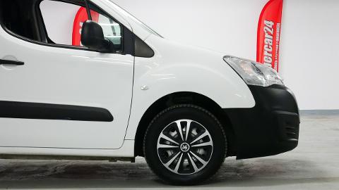 Peugeot Partner (100KM) - 42 900  PLN, 2017 - Długołęka - wyprzedaż | Autoria.pl