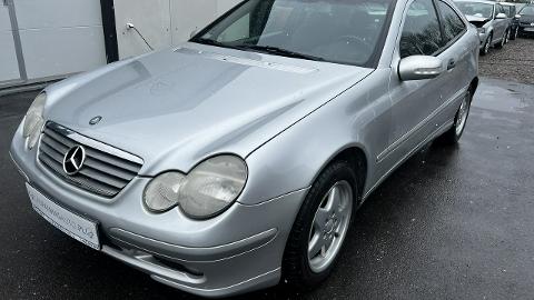 Mercedes-Benz Klasa C W203  (129KM) - 7 900  PLN, 2001 - Gdów - wyprzedaż | Autoria.pl