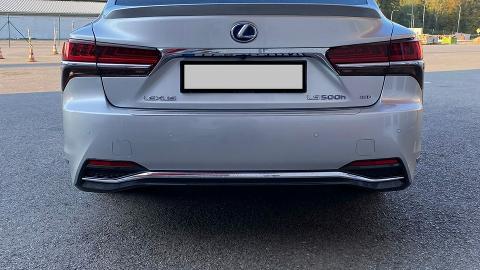 Lexus LS V  (299KM) -  299 000  PLN, 2018 - Łodygowice - wyprzedaż | Autoria.pl