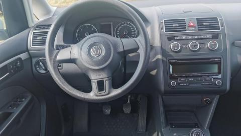 Volkswagen Touran II  (105KM) - 41 900  PLN, 2014 - Strzegom - wyprzedaż | Autoria.pl