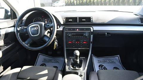 Audi A4 B7  (140KM) - 16 900  PLN, 2006 - wyprzedaż | Autoria.pl