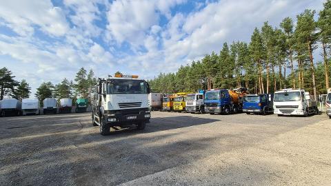 Iveco TRAKKER 2007 4X4 WUKO do zbierania odpadów płynnych -  498 000  PLN, 2007 - Daleszyce - wyprzedaż | Autoria.pl