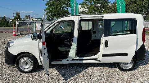 Fiat Doblo (95KM) - 32 900  PLN, 2018 - Kutno - wyprzedaż | Autoria.pl