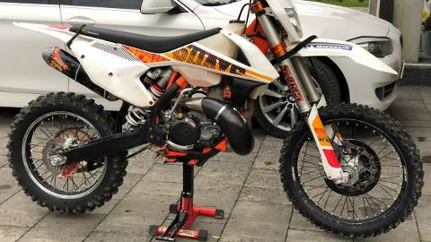 KTM EXC (62KM) - 29 900  PLN, 2017 - Łodygowice - wyprzedaż | Autoria.pl