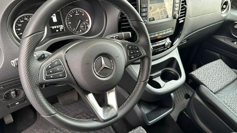 Mercedes-Benz Vito W447  (190KM) -  299 900  PLN, 2022 - Warszawa - wyprzedaż | Autoria.pl