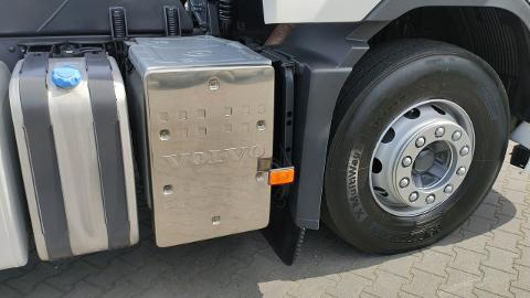 Volvo FH 460 Globetrotter Hakowiec Kipper Meiller (460KM) -  149 000  PLN, 2012 - Widełki - wyprzedaż | Autoria.pl