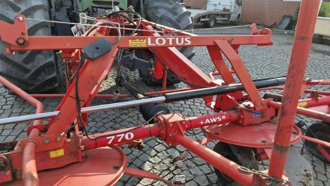 inny Przetrząsarka LELY Lotus Stabilo 770 + AWS - 14 900  PLN, 2002 - Głogówek - wyprzedaż | Autoria.pl