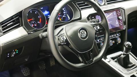 Volkswagen Passat B8  (150KM) - 84 900  PLN, 2018 - Długołęka - wyprzedaż | Autoria.pl