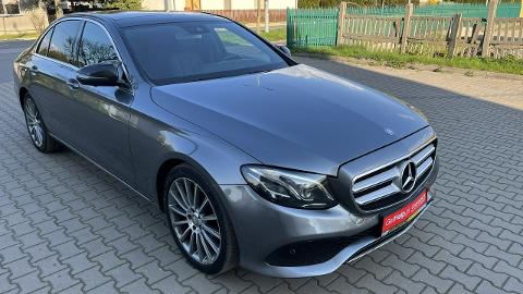 Mercedes-Benz Klasa E W213  (190KM) - 93 900  PLN, 2016 - SOKOŁÓW PODLASKI - wyprzedaż | Autoria.pl