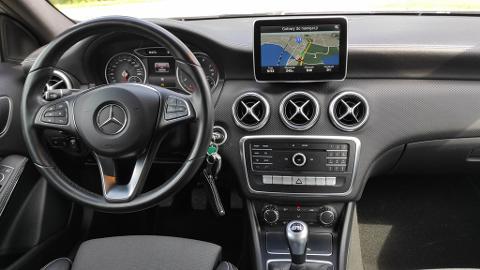 Mercedes-Benz Klasa A W176  (122KM) - 74 900  PLN, 2015 - Goczałkowice-Zdrój - wyprzedaż | Autoria.pl