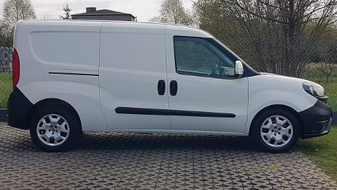 Fiat Doblo (105KM) - 41 900  PLN, 2018 - Poręba - wyprzedaż | Autoria.pl