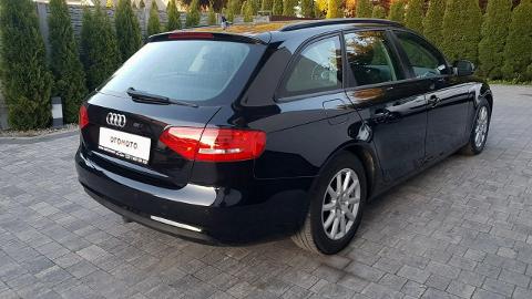 Audi A4 B8  (143KM) - 48 500  PLN, 2013 - Jatutów - wyprzedaż | Autoria.pl