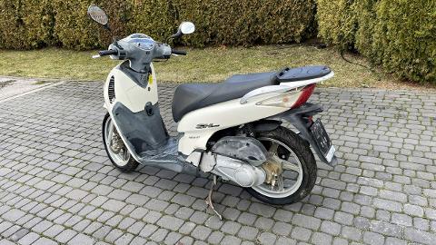 Honda SH (14KM) - 4 900  PLN, 2006 - Bliżyn - wyprzedaż | Autoria.pl