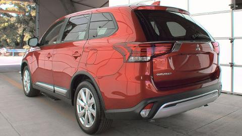 Mitsubishi Outlander III  (187KM) - 53 000  PLN, 2020 - Mikołów - wyprzedaż | Autoria.pl