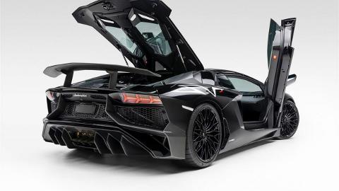 Lamborghini Aventador (750KM) - 2 499 000  PLN, 2017 - Mikołów - wyprzedaż | Autoria.pl