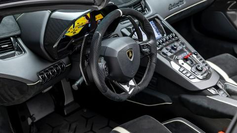 Lamborghini Aventador (750KM) - 2 499 000  PLN, 2017 - Mikołów - wyprzedaż | Autoria.pl