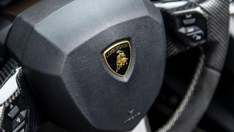 Lamborghini Aventador (750KM) - 2 499 000  PLN, 2017 - Mikołów - wyprzedaż | Autoria.pl