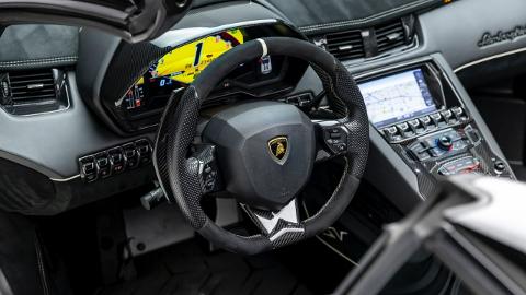 Lamborghini Aventador (750KM) - 2 499 000  PLN, 2017 - Mikołów - wyprzedaż | Autoria.pl