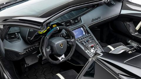 Lamborghini Aventador (750KM) - 2 499 000  PLN, 2017 - Mikołów - wyprzedaż | Autoria.pl